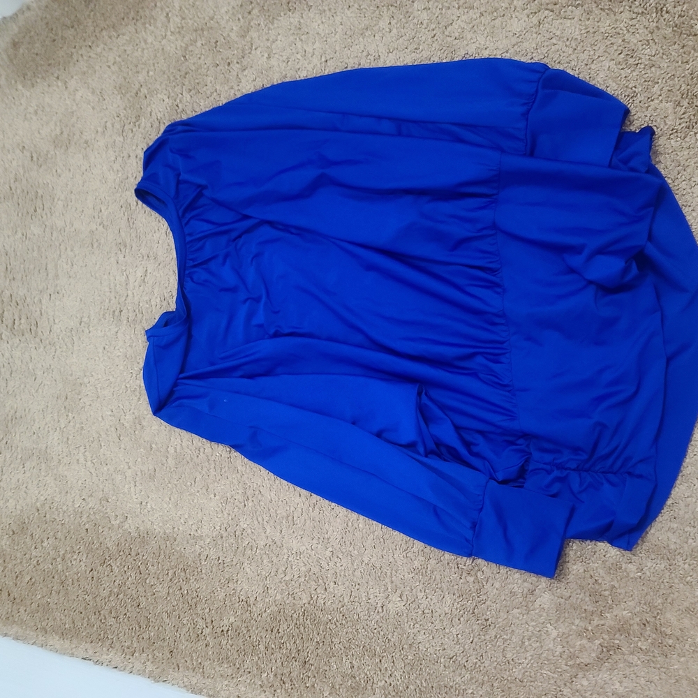 Women's Blue Top